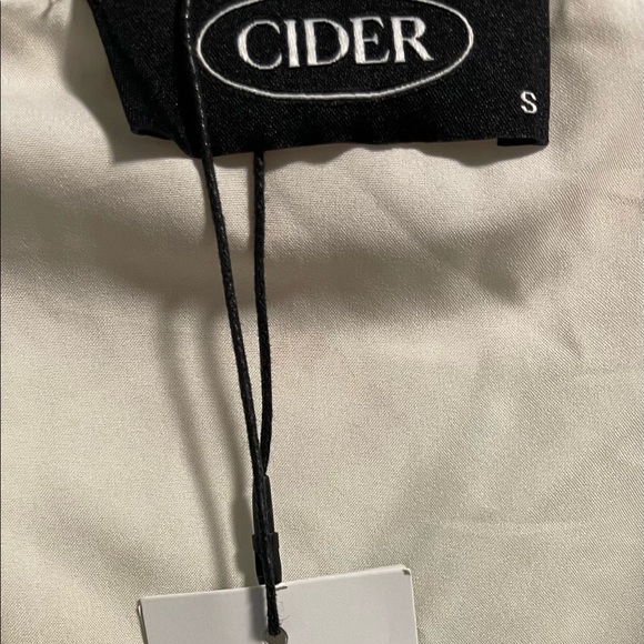 Corset shaped flare floral dress - Picture 2 of 3